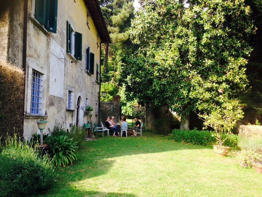 Bed & Breakfast Villa Masini-Luccetti 彼得拉桑塔 外观 照片